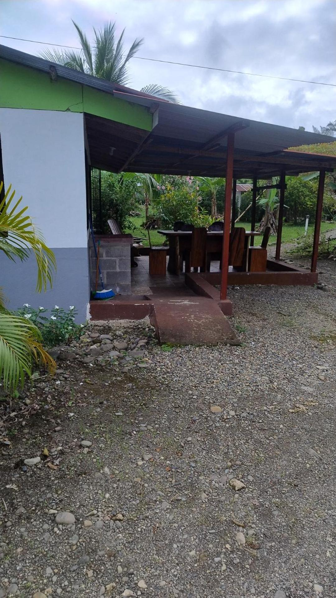 Cabinas Los Tucanes Cahuita Kültér fotó