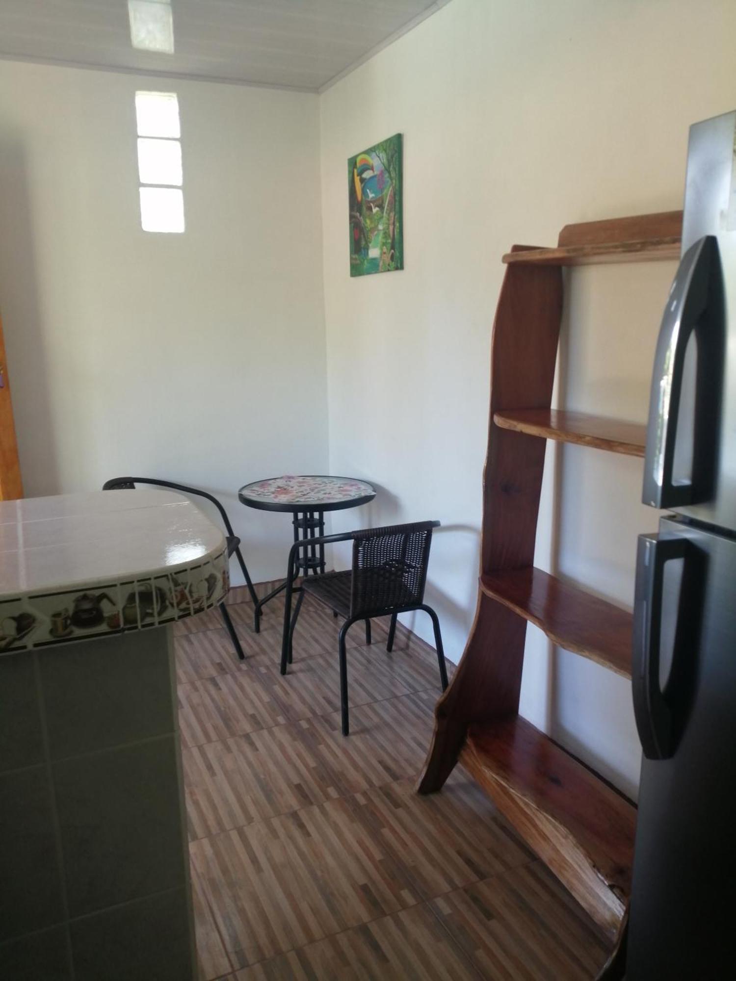 Cabinas Los Tucanes Cahuita Kültér fotó