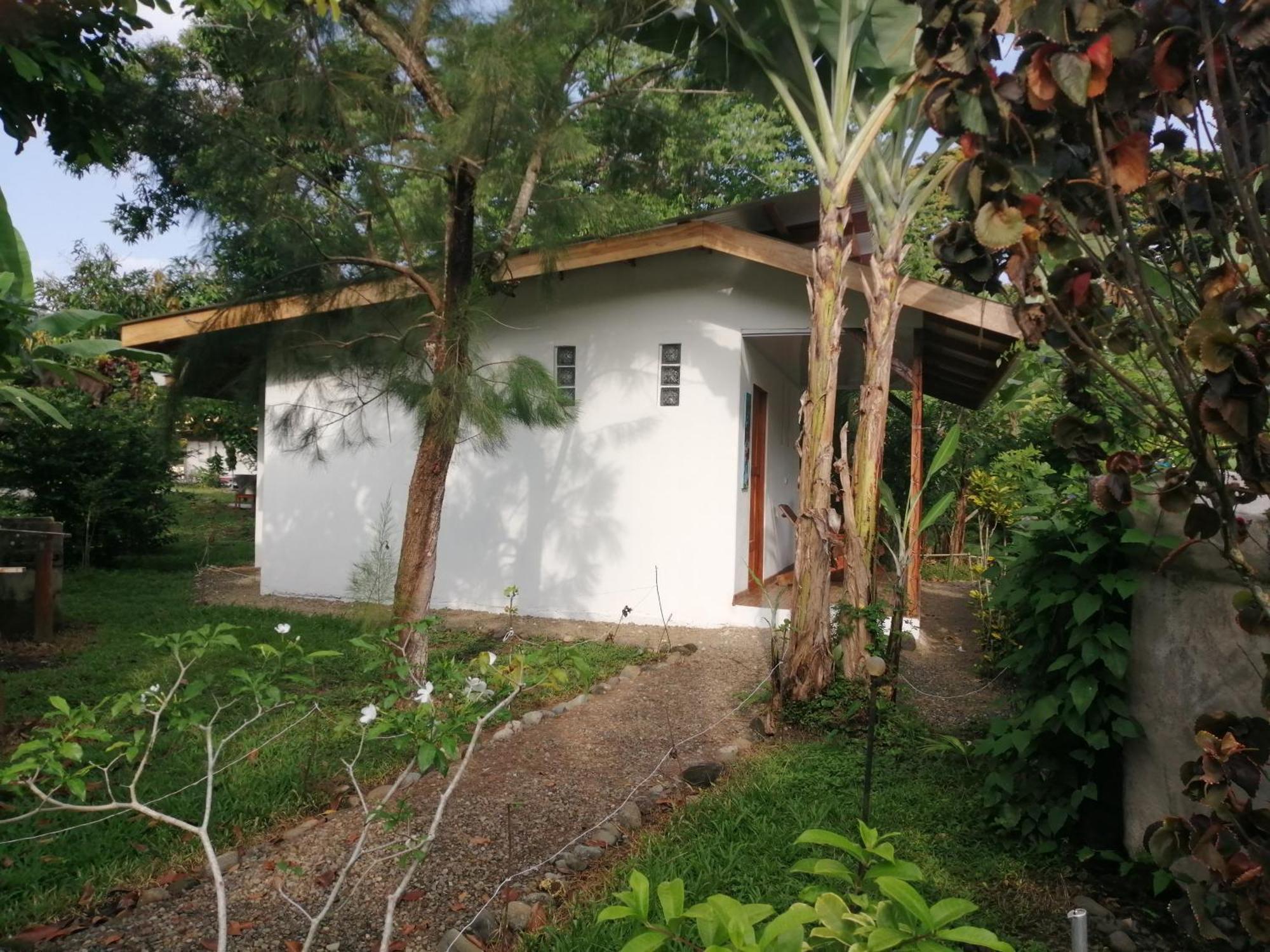 Cabinas Los Tucanes Cahuita Kültér fotó