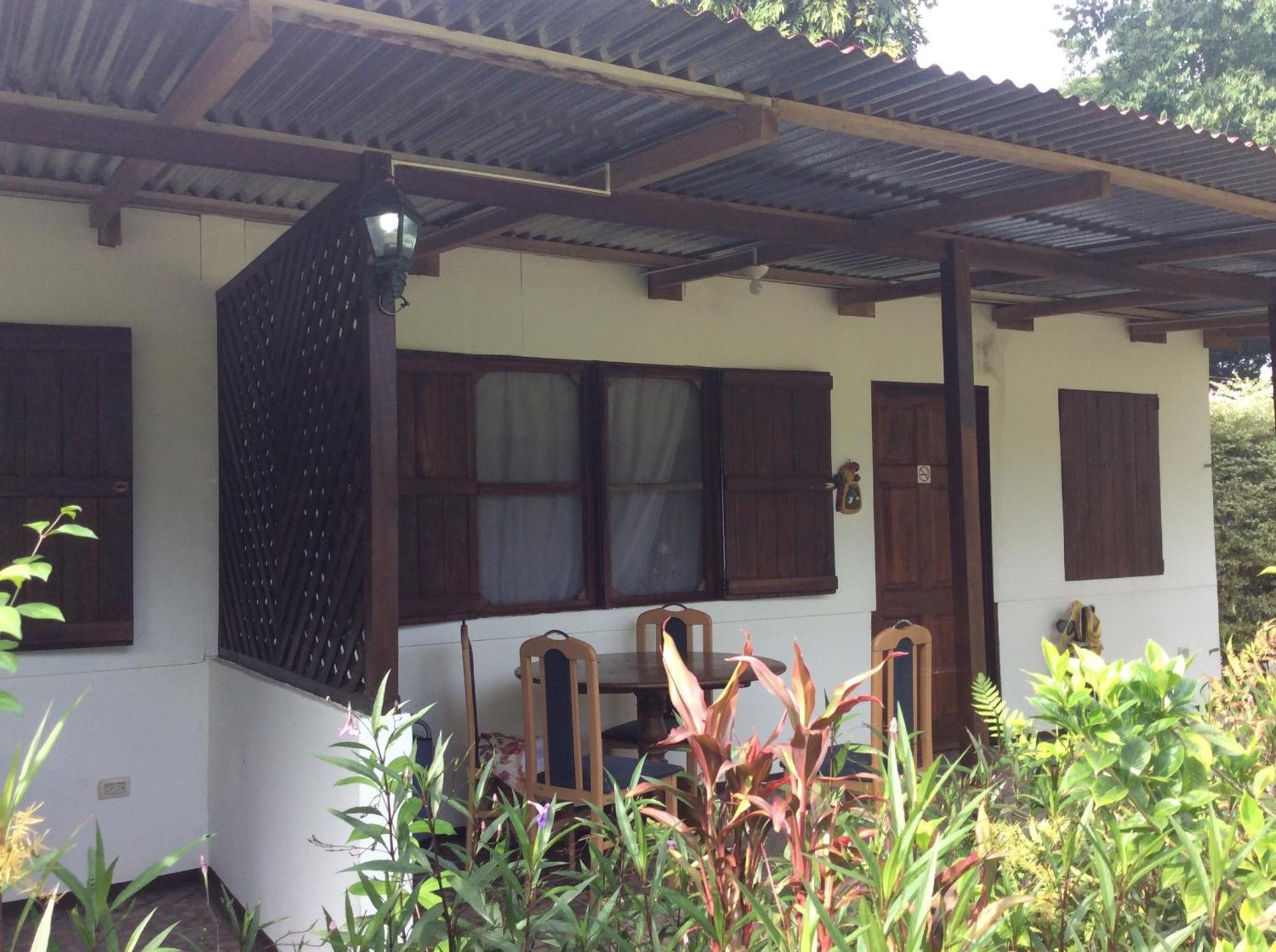 Cabinas Los Tucanes Cahuita Szoba fotó