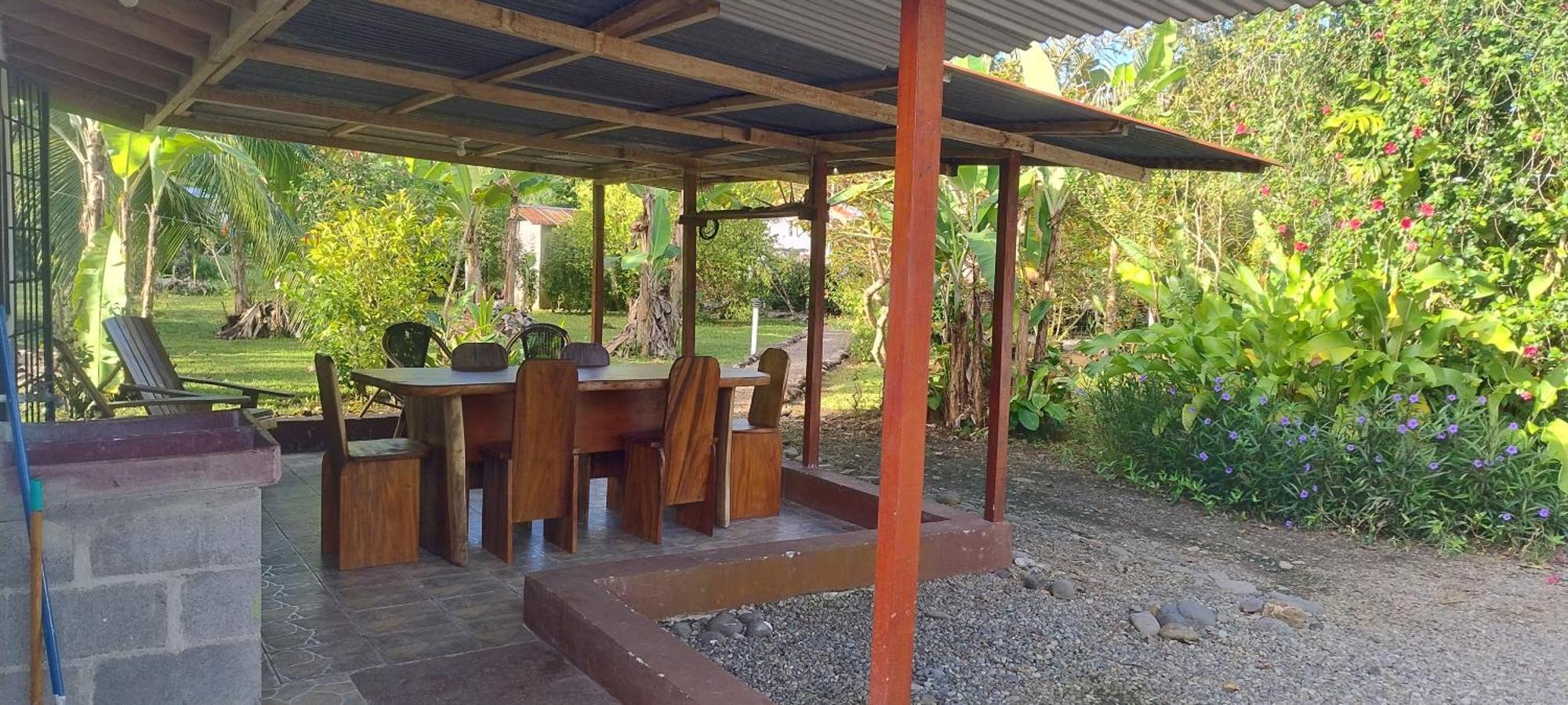 Cabinas Los Tucanes Cahuita Kültér fotó